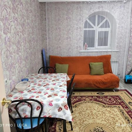 Уютная Квартира Комфорт Класса76 Astana Exteriör bild