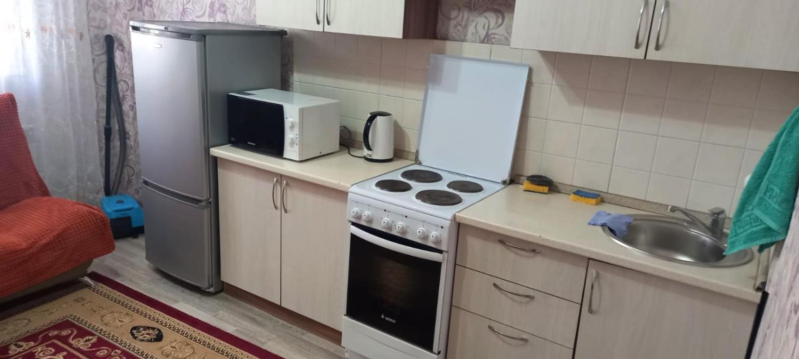 Уютная Квартира Комфорт Класса76 Astana Exteriör bild